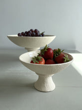 Load image into Gallery viewer, Bowl 4039