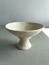 Load image into Gallery viewer, Bowl 4039