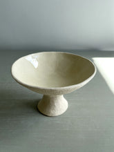 Load image into Gallery viewer, Bowl 4039