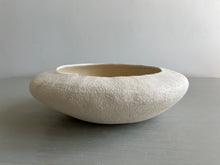 Load image into Gallery viewer, Bowl 7851