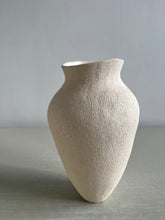 Load image into Gallery viewer, Vessel 3040