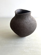 Load image into Gallery viewer, Vessel 7158